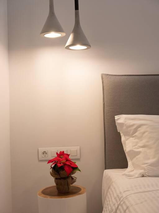 Iris Luxury Apartment At The Heraklion Center Екстериор снимка