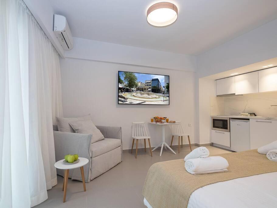 Iris Luxury Apartment At The Heraklion Center Екстериор снимка